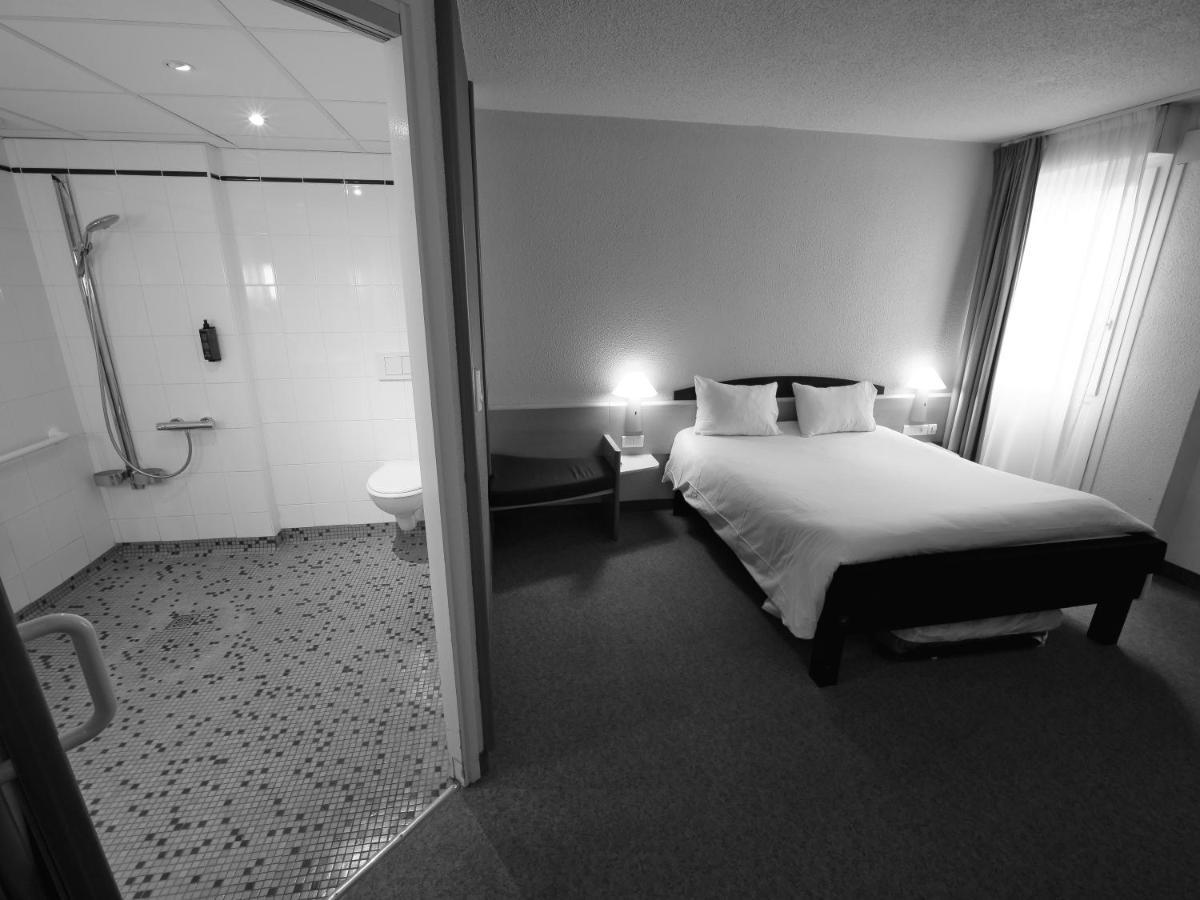 Hotel Ibis Chartres Ouest Luce Esterno foto