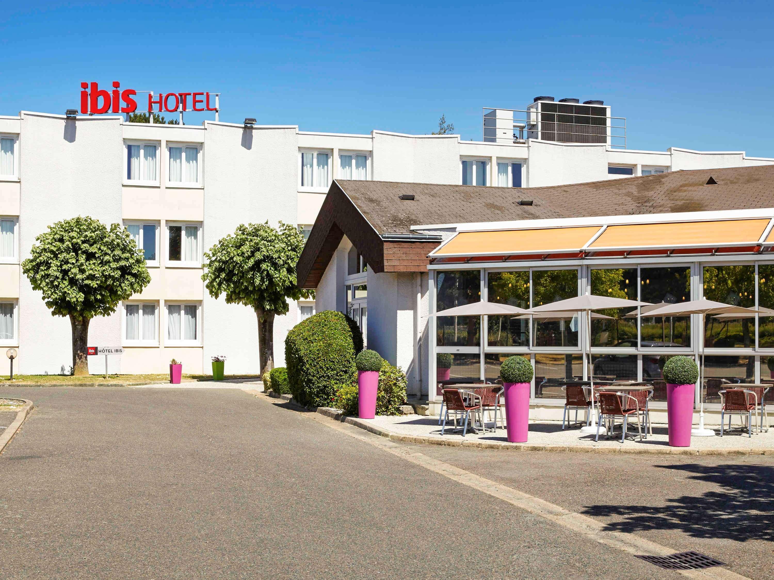 Hotel Ibis Chartres Ouest Luce Esterno foto